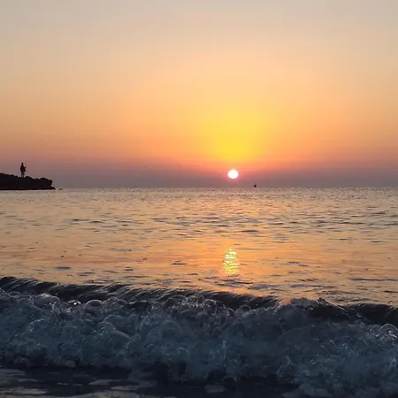 Sunrise Vera-naturista דירה *